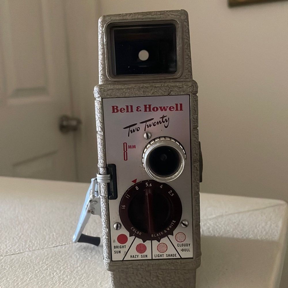 Bell & Howell 624 movie camera Vintage